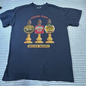 Weird Fish “Weird‎ Beers” Artist T-Shirt – Size M – Graphic Front Print – Navy